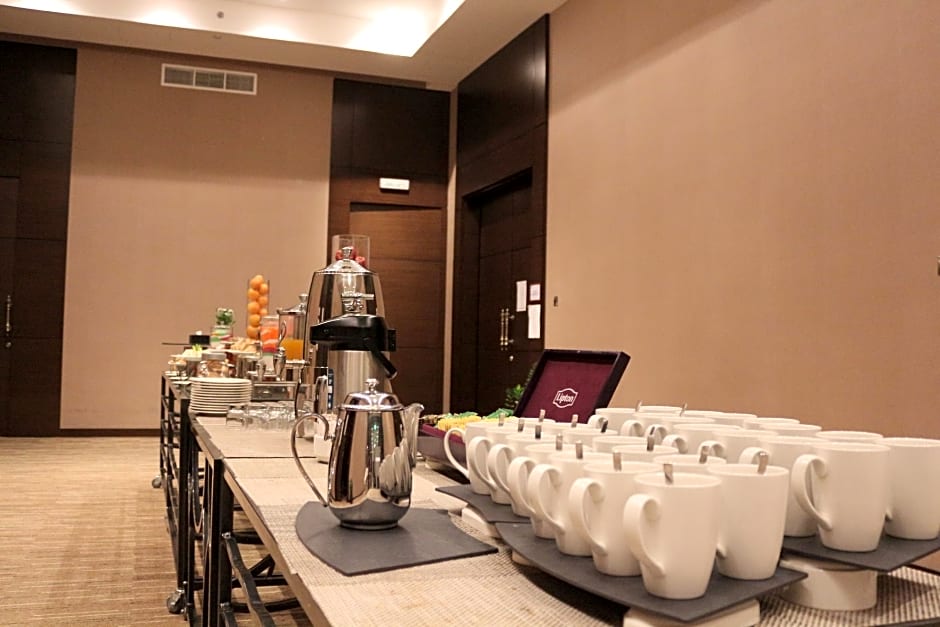 Western Hotel - Ghayathi