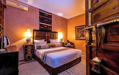 Chocolat Double Room