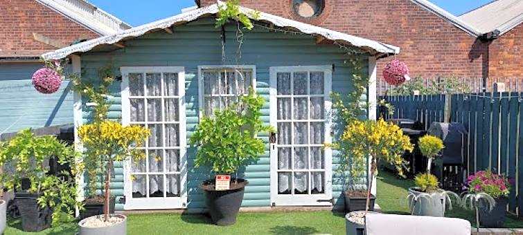 The Vale Apart Hotel