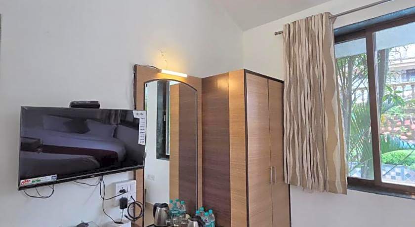 Cloud Green Residency