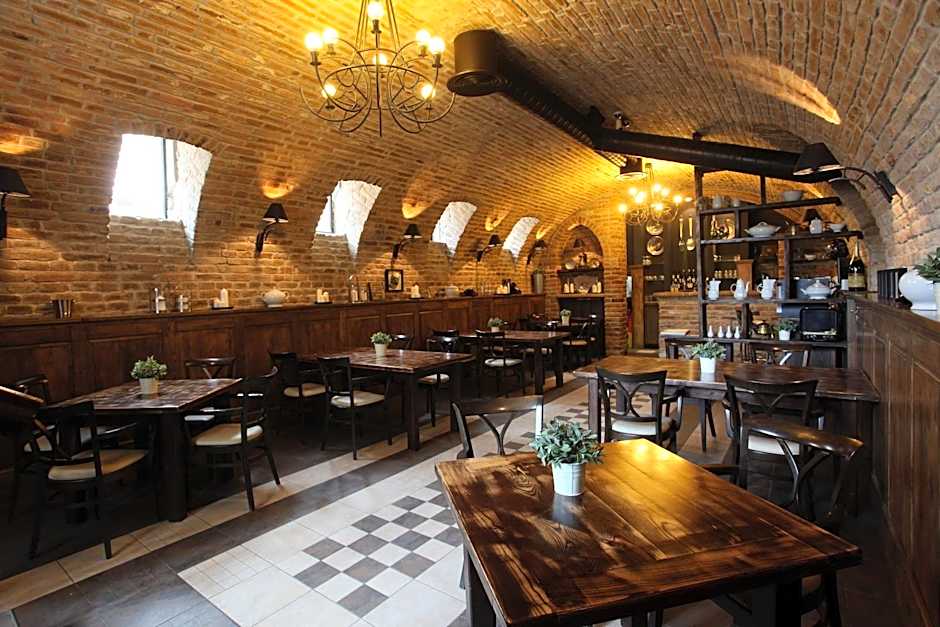 Arhiv Boutique House