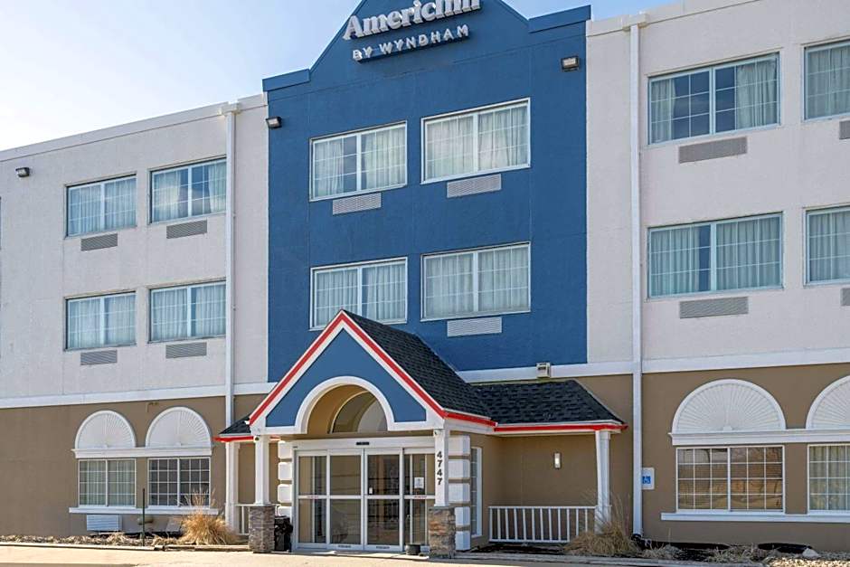 AmericInn by Wyndham Cedar Rapids North