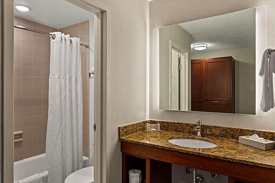 The Clover Hotel, Ascend Hotel Collection