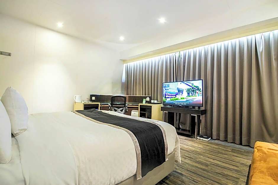 168 Motel - Hsinchu