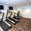 Redmont Hotel Birmingham, Curio Collection by Hilton
