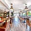 Atoll Hotel Logis Angers, Beaucouzé