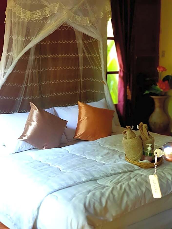 Baan Suan Phidchamika