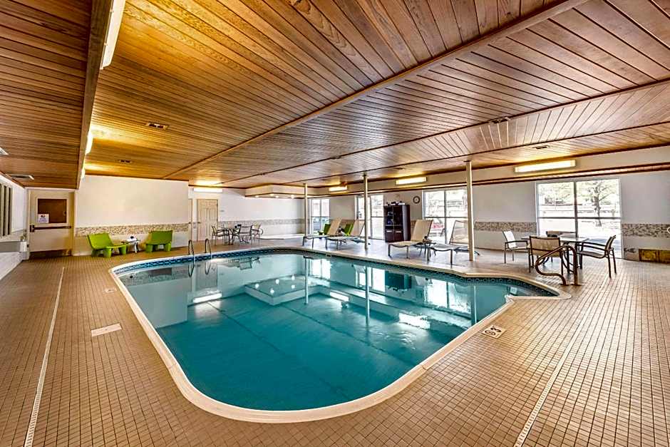 Quality Inn & Suites University Fort Collins