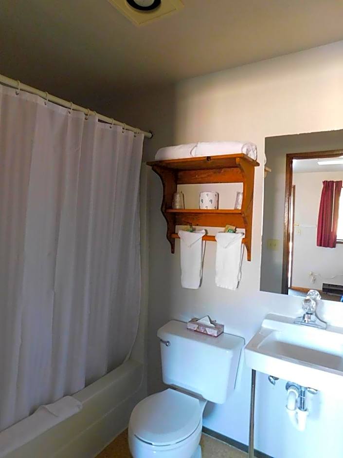Packwood Inn
