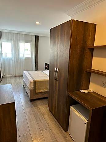 Luxury Room with Balcony