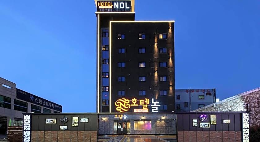 Hotel NOL