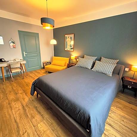 Double Room with Private Bathroom