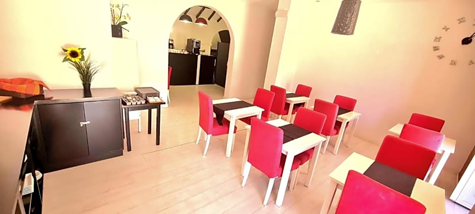 Albufeira Beach Hotel by Kavia