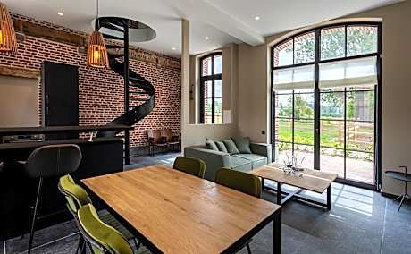 Apartment with Terrace