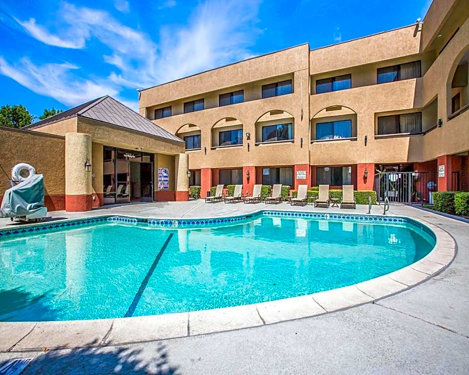 Baymont by Wyndham Ontario