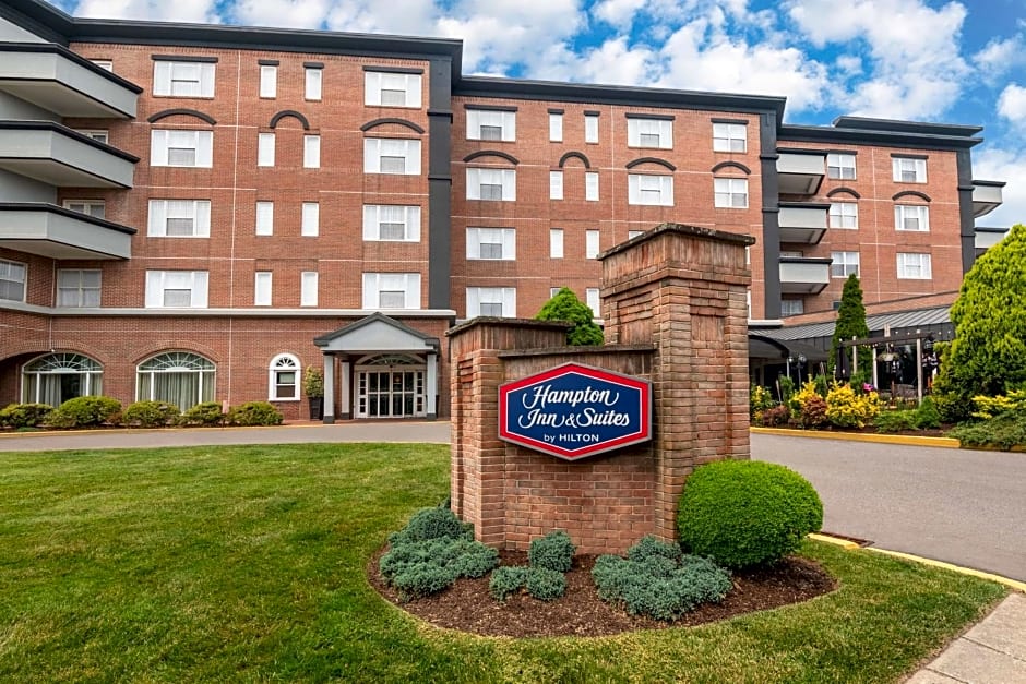 Hampton Inn By Hilton And Suites Stamford