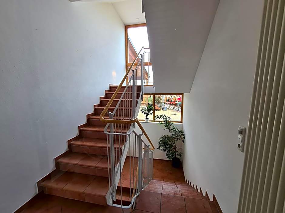 Hotel am Hachinger Bach by Blattl