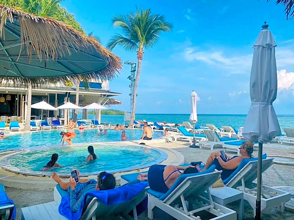 Combo Beach Hotel Samui