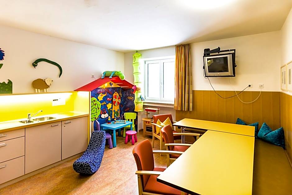 Jugendherberge Garmisch-Partenkirchen - membership required!