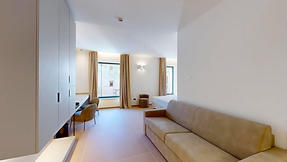 PRIMO OSTUNI HOTEL