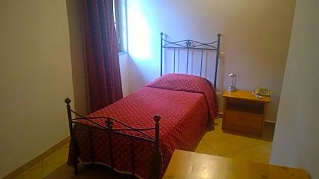 Standard Single Room with Shared Bathroom