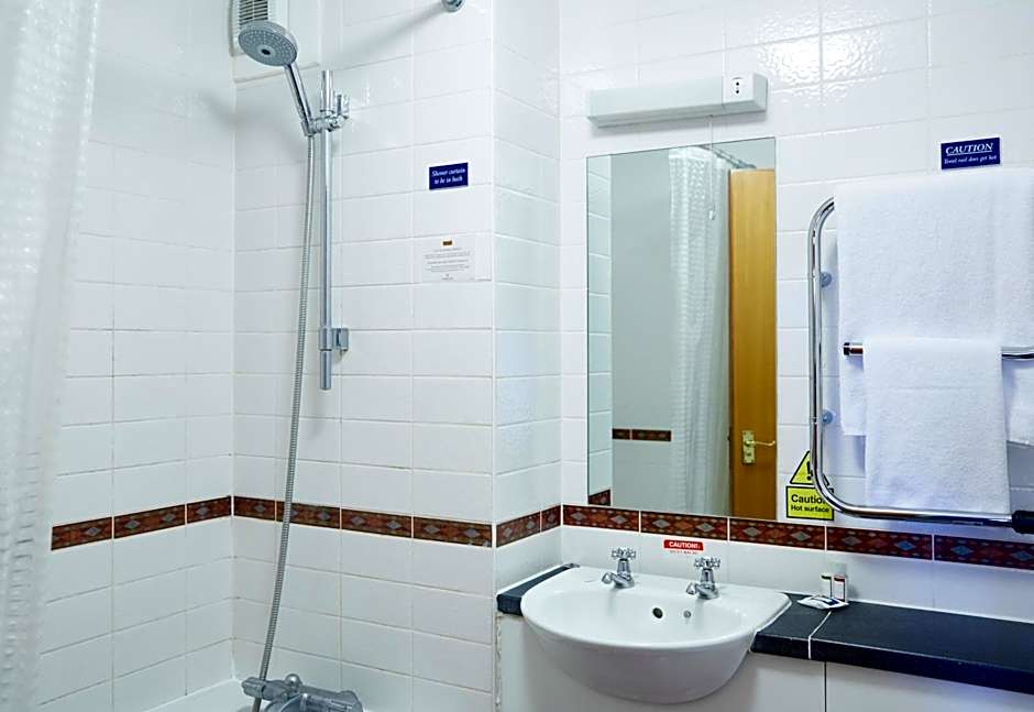 Wee Waif by Greene King Inns