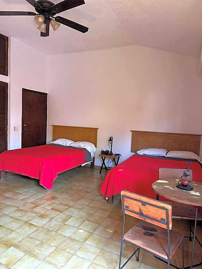 Hotel Casa Alvarada