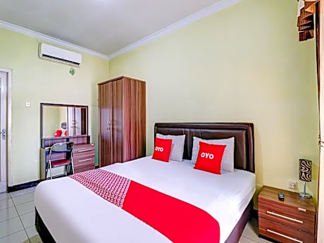 OYO 90912 Wisma Pkpn 1