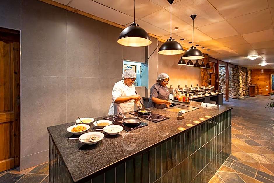 Knysna Log-Inn Hotel