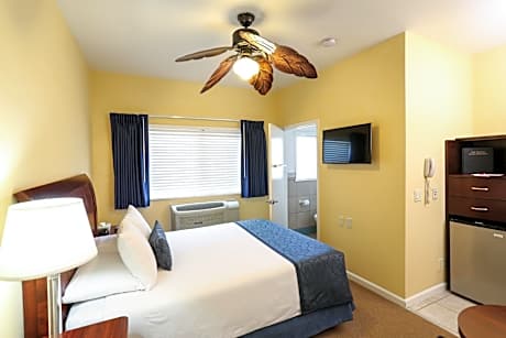 Queen Room