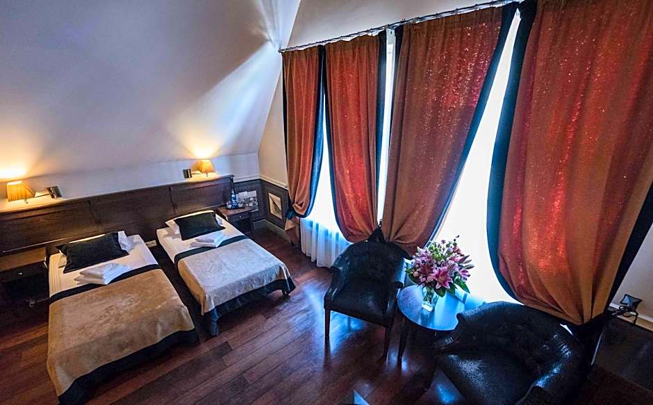 Hotel Holland House Old Town