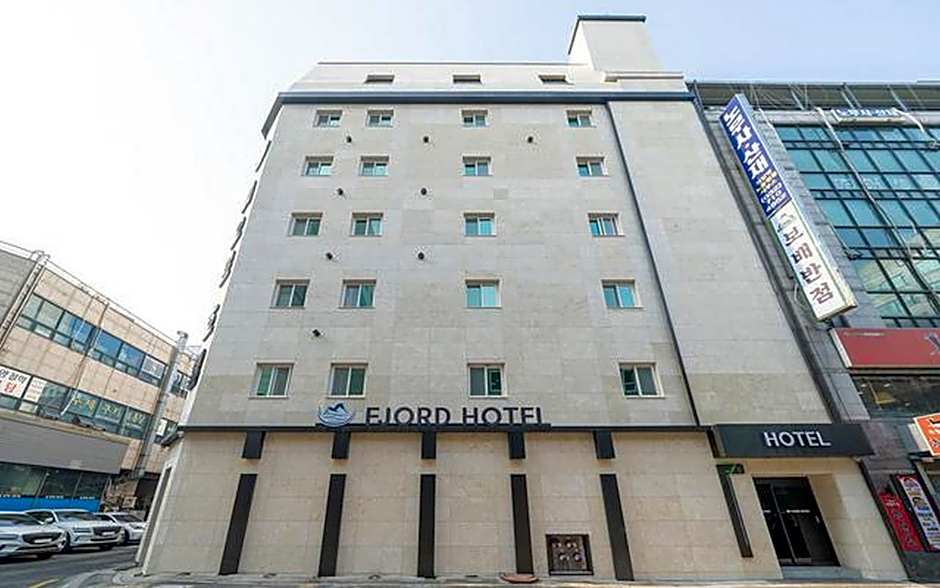 Bucheon Songnae Fjord Hotel