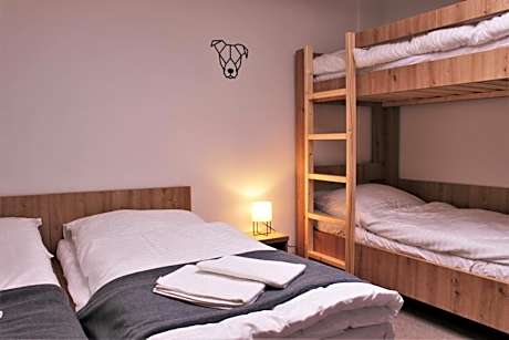 Quadruple Room with Private Bathroom