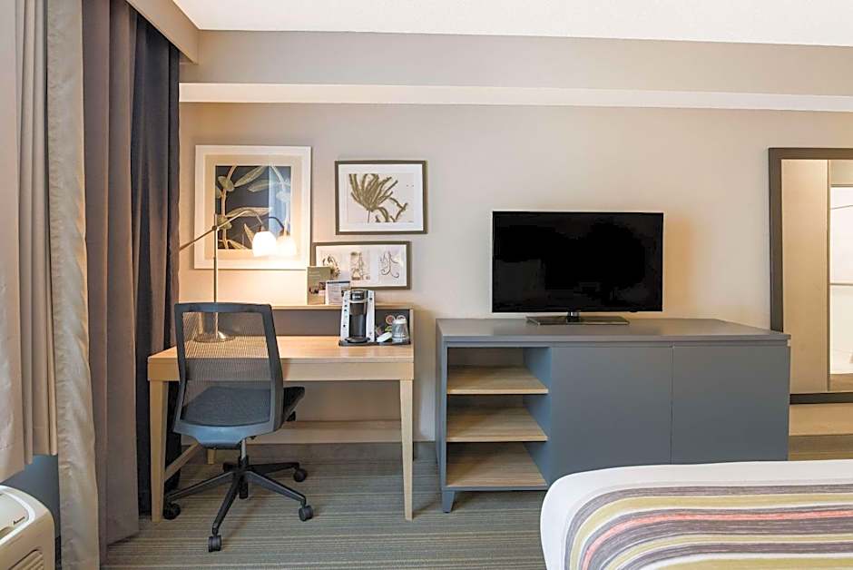 Country Inn & Suites by Radisson, Wichita East, KS