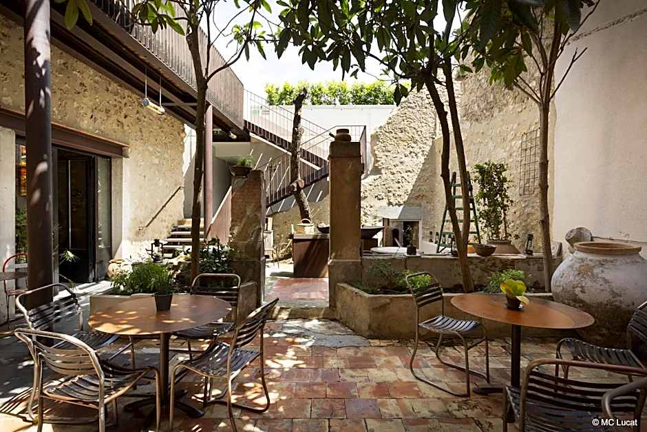 Le 19-21 - Un amour d'hotel