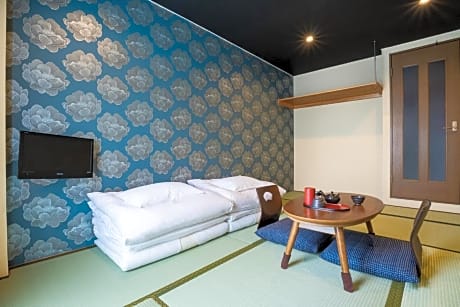 Japanese-Style Room