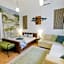 Acacia Private Rooms & Studios