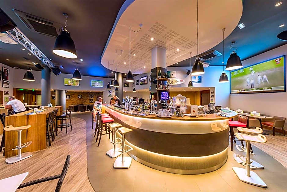 Ramada Hotel & Suites by Wyndham Noumea