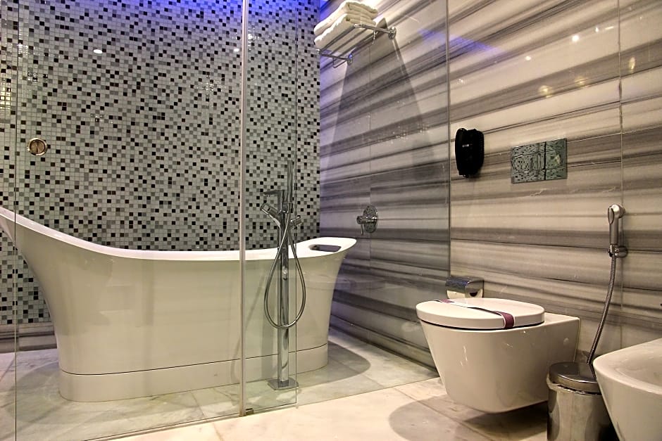 Le Bristol Hotel