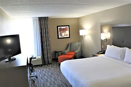 Standard King Room