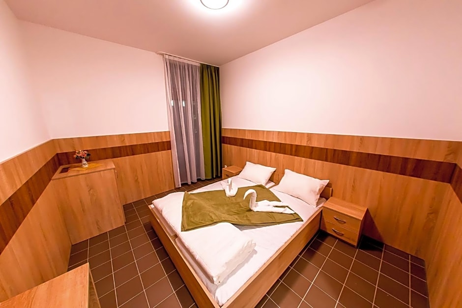 CVSE Clubház és Panzió