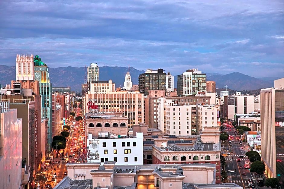 Downtown Los Angeles Proper Hotel, a Member of Design Hotels