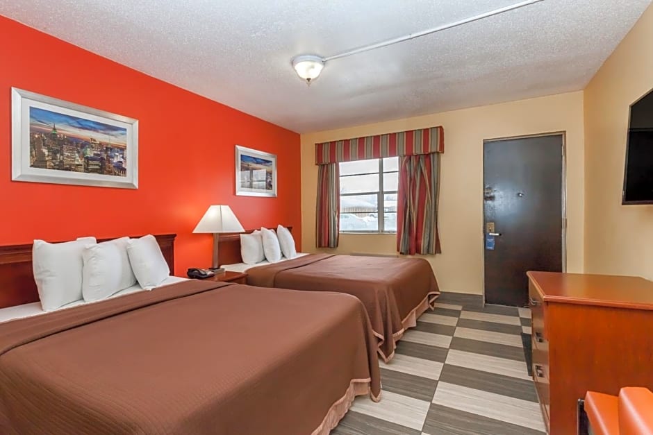 Travelodge by Wyndham Jersey City