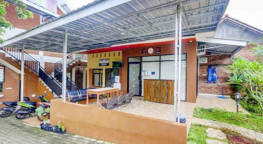 Hotel O D Kost In Kandri Semarang