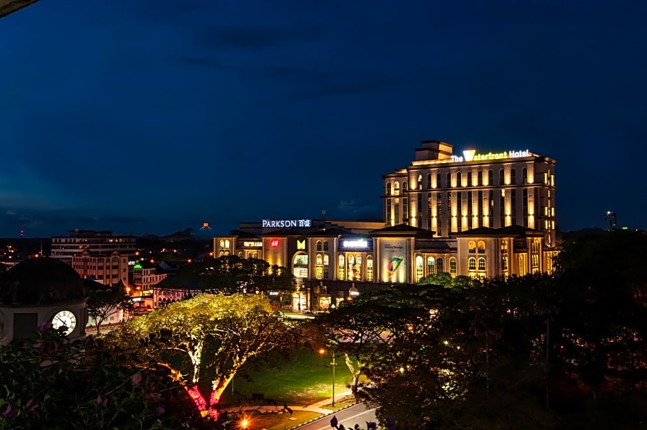 The Waterfront Hotel