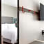 avid hotels - Detroit - Warren By IHG