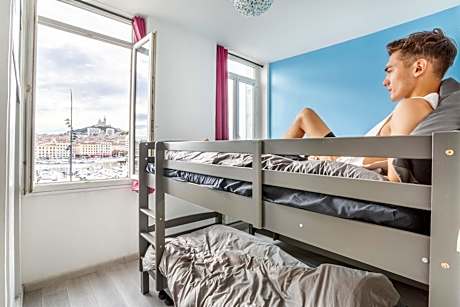 Bed in 6-Bed Mixed Dormitory Room