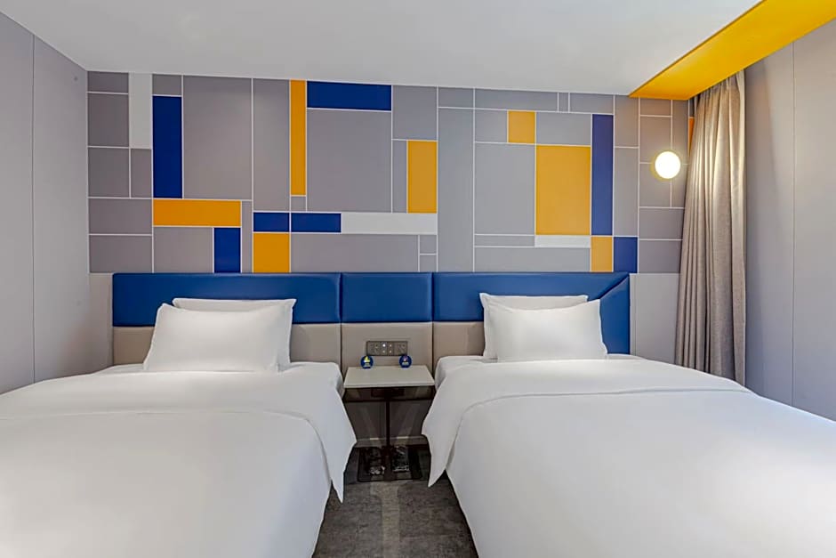 7Days Inn Wuhan Wuda Guangbudun Subway Station