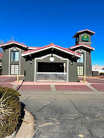 La Quinta Inn & Suites by Wyndham Farmington