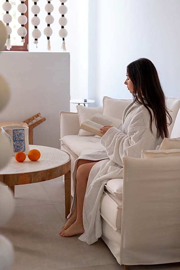 Angelina Boutique Escape
